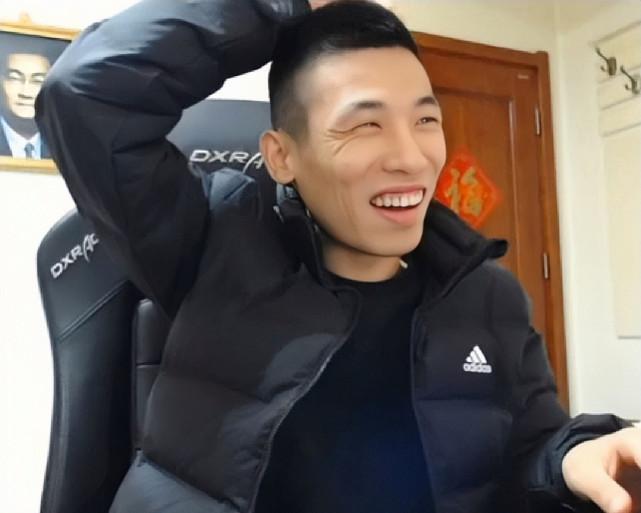 宝哥天帝卢克西毕业，测试打桩遭调侃，水友：不愧第一“抖帝”