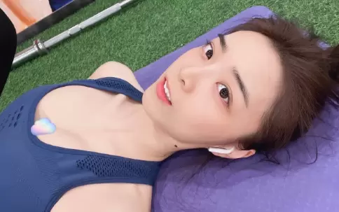 宣告晒肌肉表白余霜！回应和管泽元是兄弟，观众：霜危，欧成速归