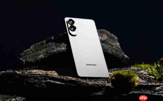 三星GalaxyS25 Edge:以极致纤薄定义旗舰手机科技美学