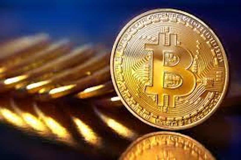 比特币自动搬砖软件 套利党年赚百万就靠这些神器