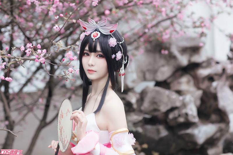 王者荣耀COS偶像季甄姬游园惊梦图片2