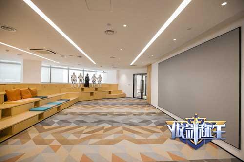 《拔剑称王》探班菜鸟弹，三大内容更新？谁说这不是战争？