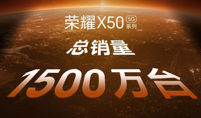 直屏回归,小屏当道,这是属于国产手机屏幕设计的 2025 年?