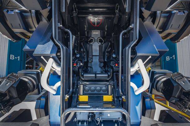 高达走进现实?日本推出300万美元动漫风巨型机器人