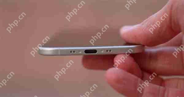 苹果iPhone 17全系机模上手：Air新机薄到极致