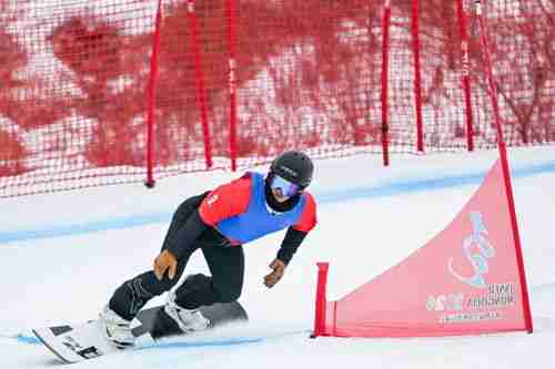 单板雪板板型介绍_滑雪板十大排名