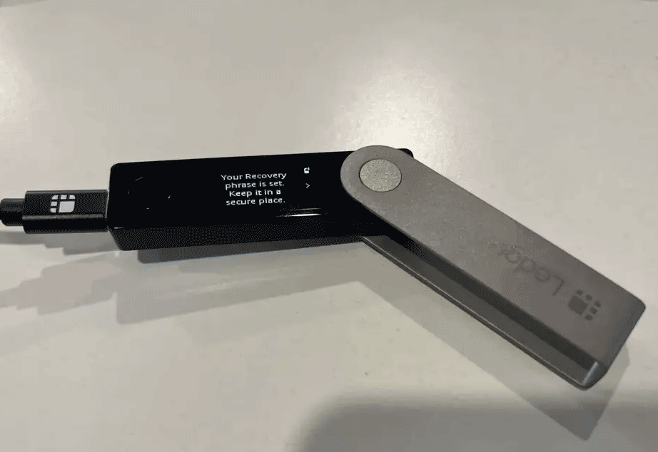 什么是硬件wallet？Ledger 开箱与使用教程