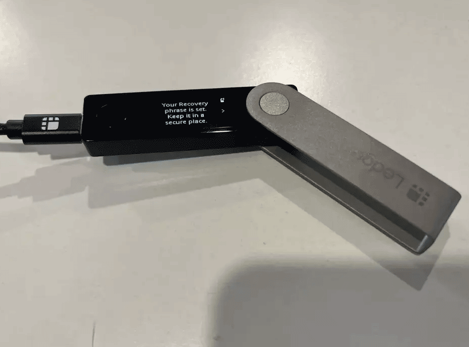 什么是硬件wallet？Ledger 开箱与使用教程