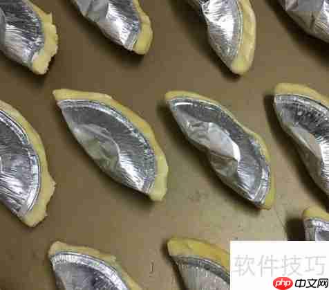 如何制作简易版菠萝派：快速上手的烘焙指南