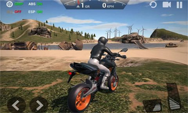 摩托艇特技模拟