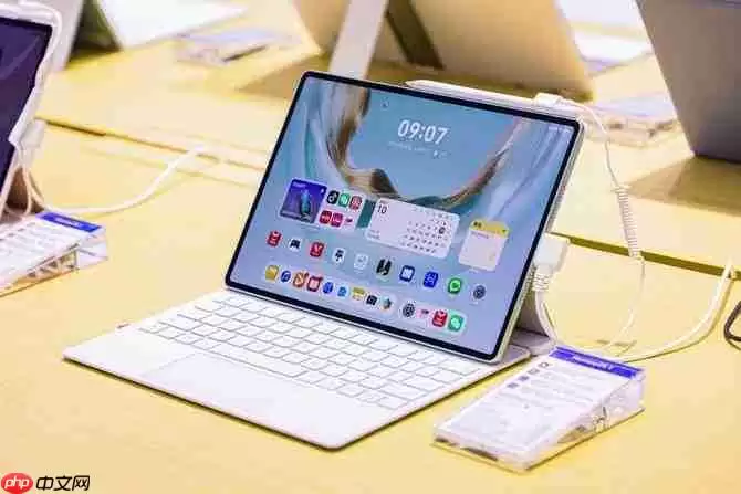 华为携多款明星产品闪耀2025中国移动大会：以技术创新定义智慧生活新范式