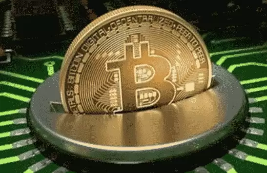 火币APP绑定银行卡的操作界面