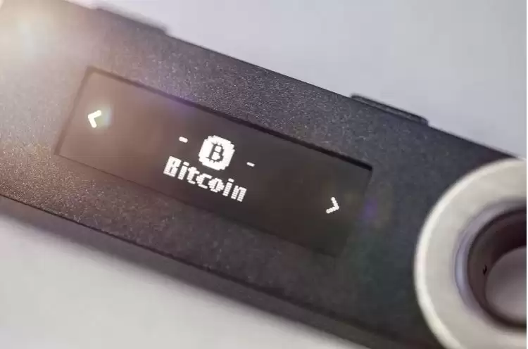 使用加密硬件wallet安全提示