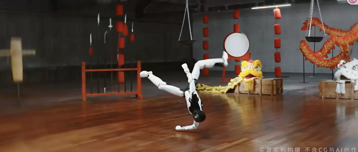 消息称智元机器人即将官宣第 1 万台人形机器人量产下线