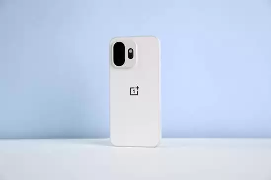 一加 15T评测：新晋小屏大魔王 定义最强小屏旗舰新标杆