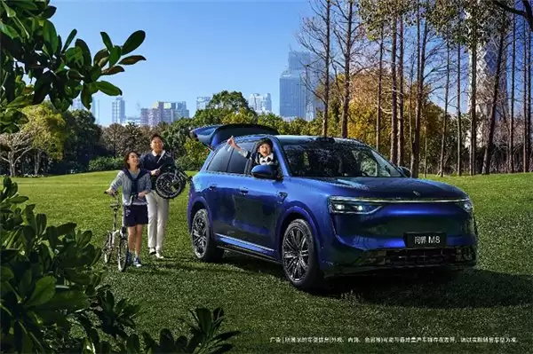 问界 M8 焕新发布,全面升级持续领跑 40 万级家庭 SUV 赛道