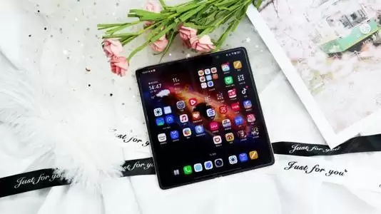 目前最好的折叠屏手机荣耀 Magic V6 首选推荐