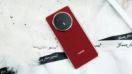 目前最好的折叠屏手机荣耀 Magic V6 首选推荐