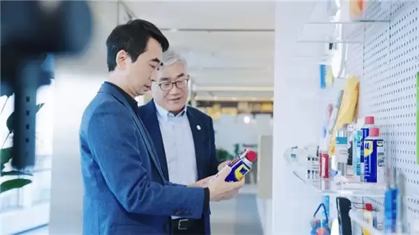 震坤行陈龙 × 刘润： MRO 行业的长期主义与规模化路径