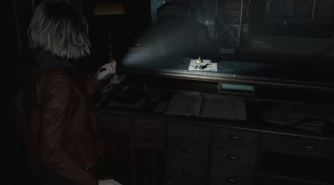 玩家发现《生化危机9》新彩蛋：303号房的维罗妮卡