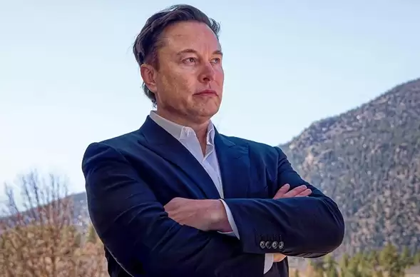 马斯克：未来AI芯片将严重不足 不自己造芯片就会遇到瓶颈