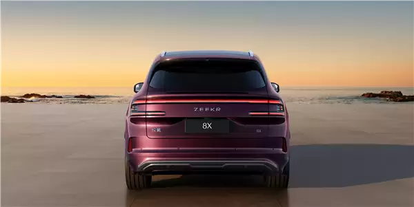 32.98万起 极氪8X上市：吉利系“宝马X5”杀到！