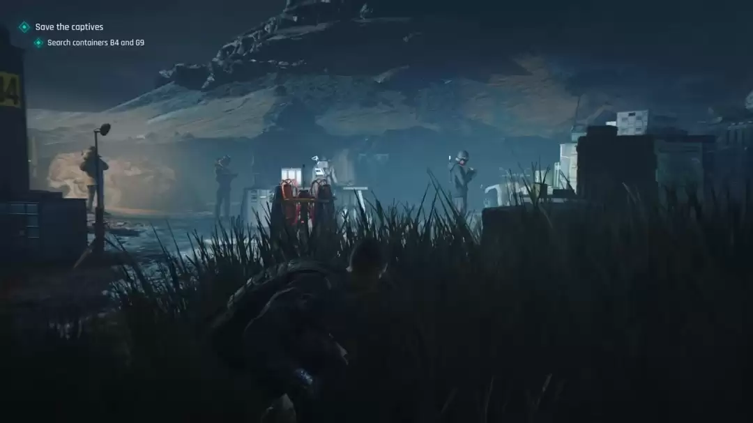 《007：初露锋芒》战术模拟模式曝光 新预告聚焦邦德秘密武器库