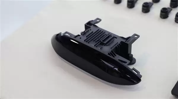 小米汽车详解辅助驾驶硬件传感器：激光雷达看空间 4D毫米波看动态