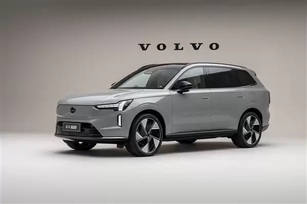 53.99万起 新款沃尔沃EX90预售：升级全铝底盘、800V高压平台