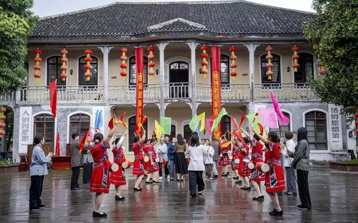 告别狗血烂梗，这部短剧《城里城外双簪劫》，值得所有人奔赴！