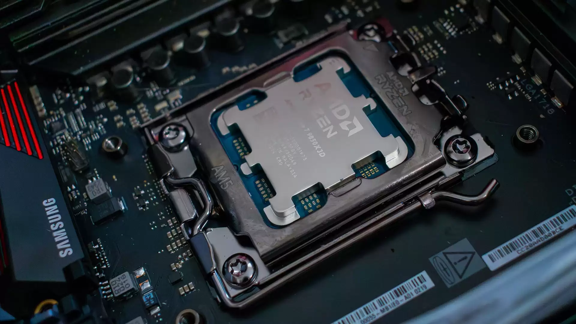 你不需要 Ryzen 9 9950X3D2