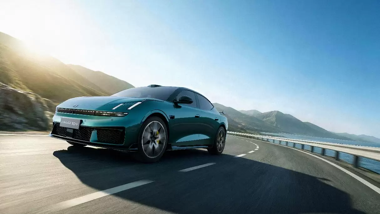 领克10+和领克10首秀：搭载全新三电技术