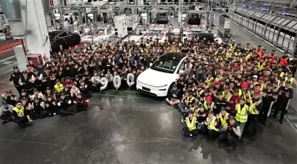 两位特斯拉猛将 跳槽到小米了