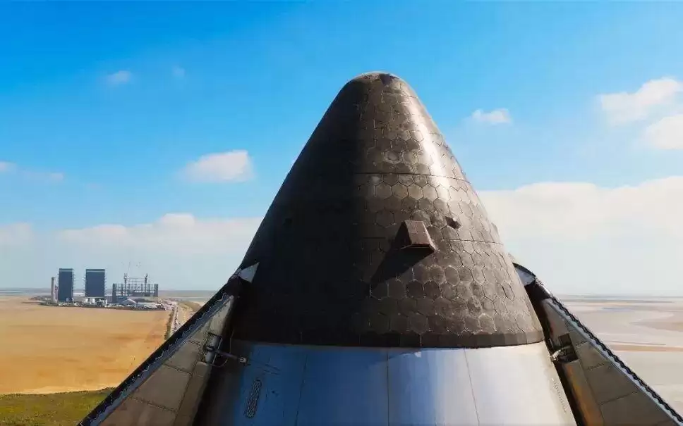 SpaceX新推25分钟纪录片《像飞行一样测试》揭秘三年迭代传奇