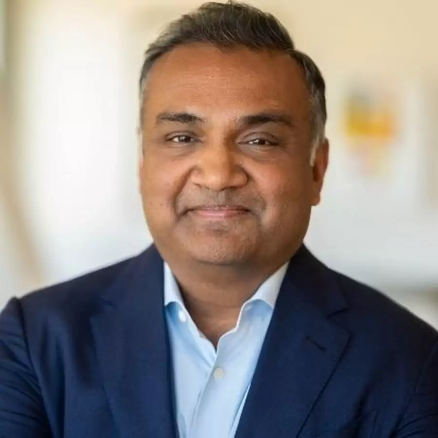 YouTube CEO 尼尔 · 莫汉：我不担心“Netflix 们”会挖走我们的头部创作者