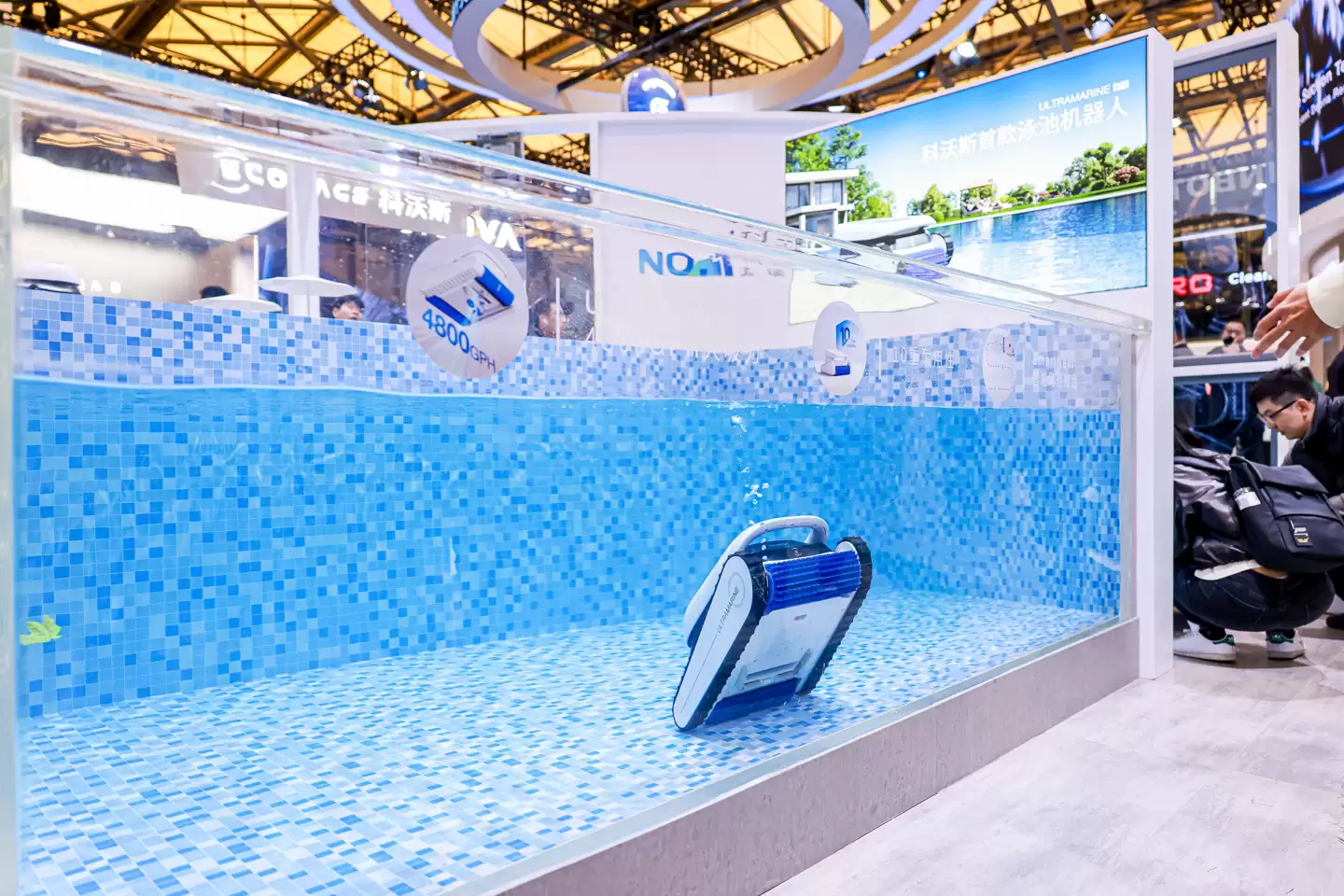 进军具身智能元年：科沃斯全场景服务机器人首秀 AWE2026