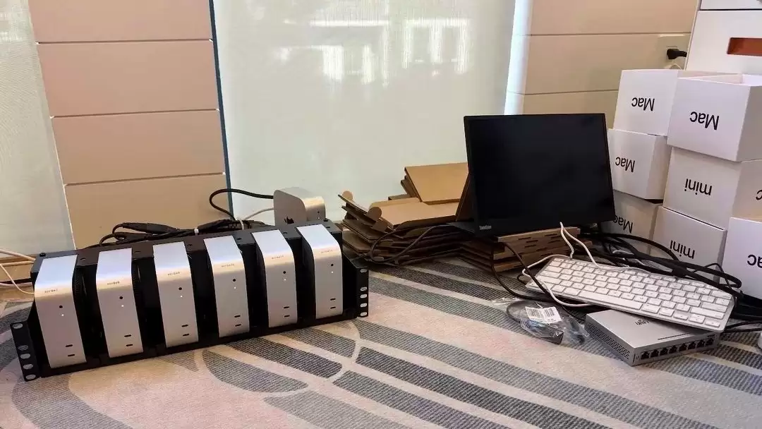 云调用AI太贵：开发者自建48台Mac mini集群，撑起Overcast播客转录