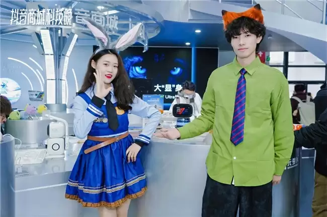 元萝卜全系产品亮相 AWE2026：以 AI 棋力诠释“科技治愈人心”