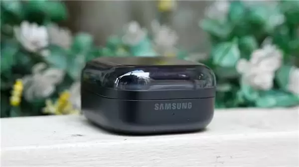 2026 年 AI 耳机春季榜单：从“听得见”到“听得懂”，谁在重新定义你的耳朵？