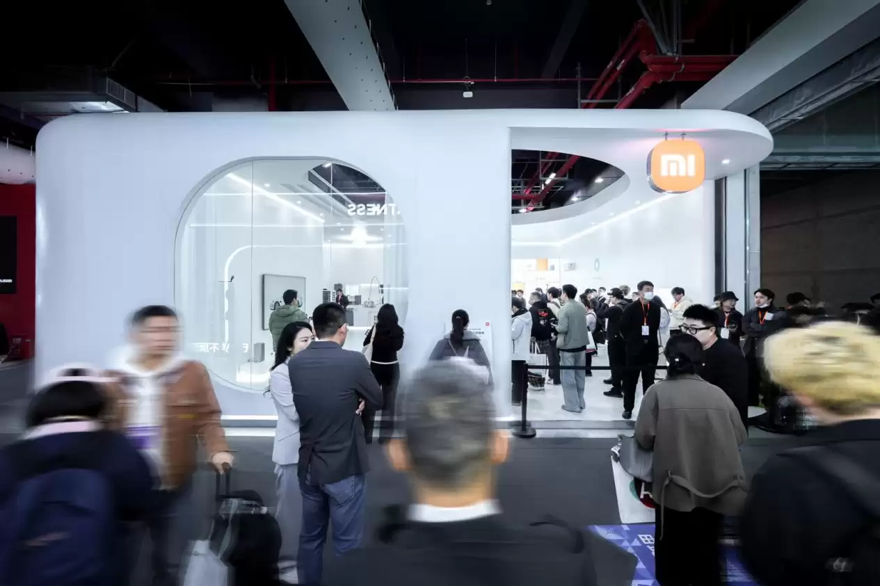 高智感的家小米科技家电创新展登录 AWE 中国家电及消费电子博览会