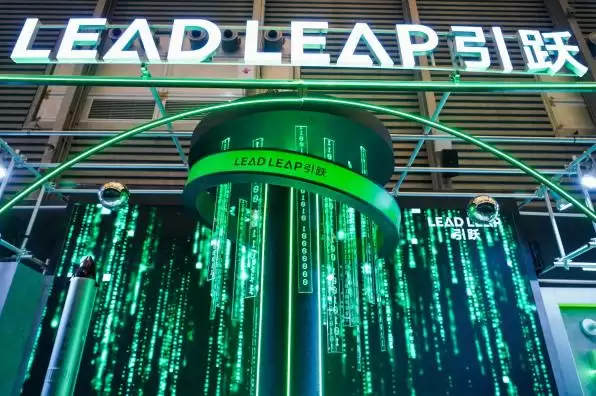 原子埃尔携新品「引跃」亮相 AWE2026：以 AI 戒指重构智能穿戴新范式