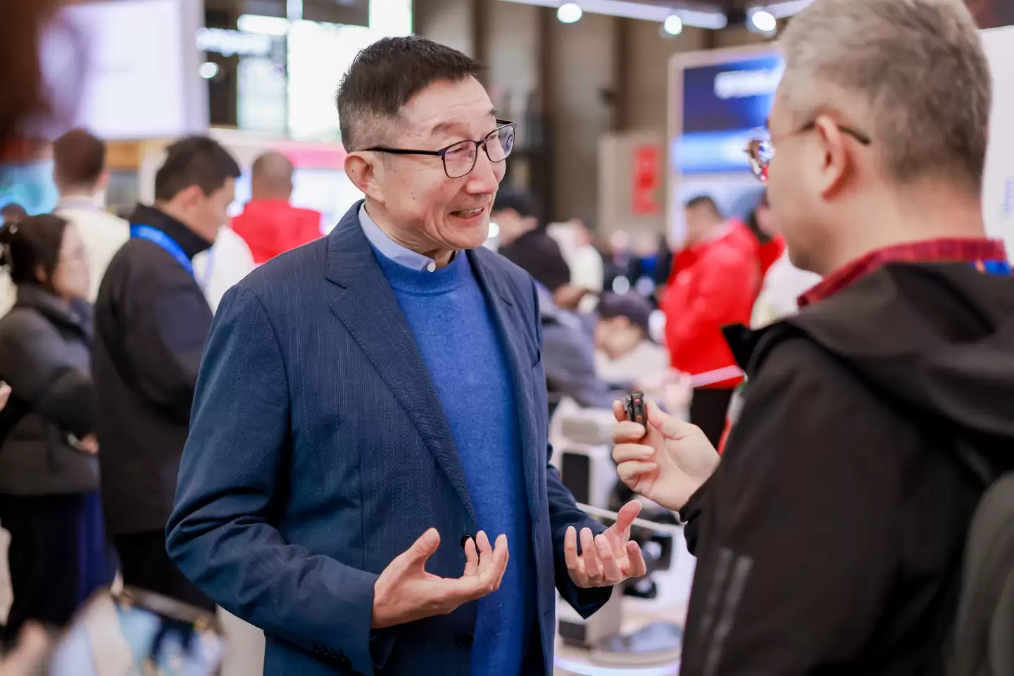 进军具身智能元年：科沃斯全场景服务机器人首秀 AWE2026