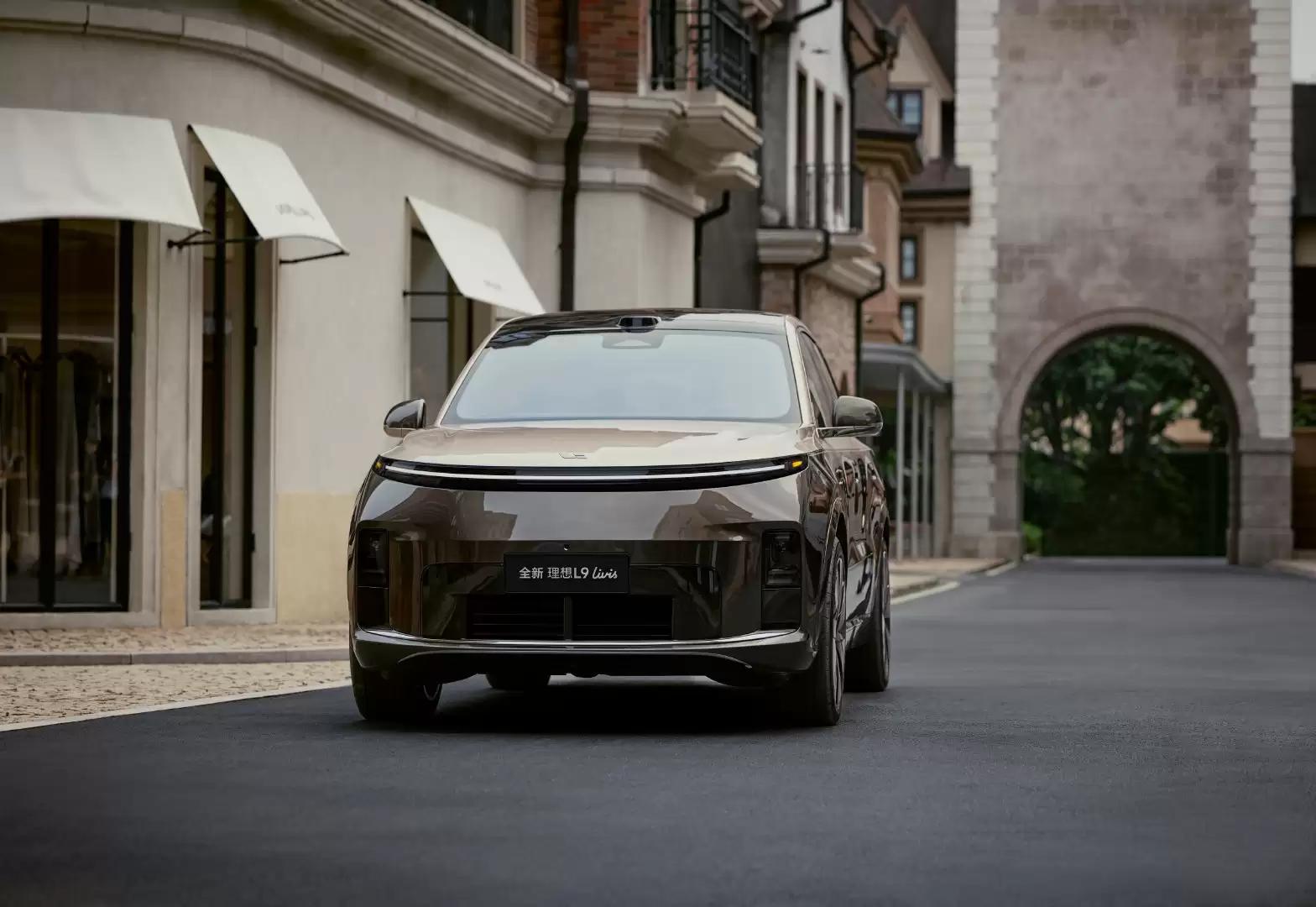 理想汽车回应L9 Livis双色车身设计：希望向顶级奢侈品牌看齐