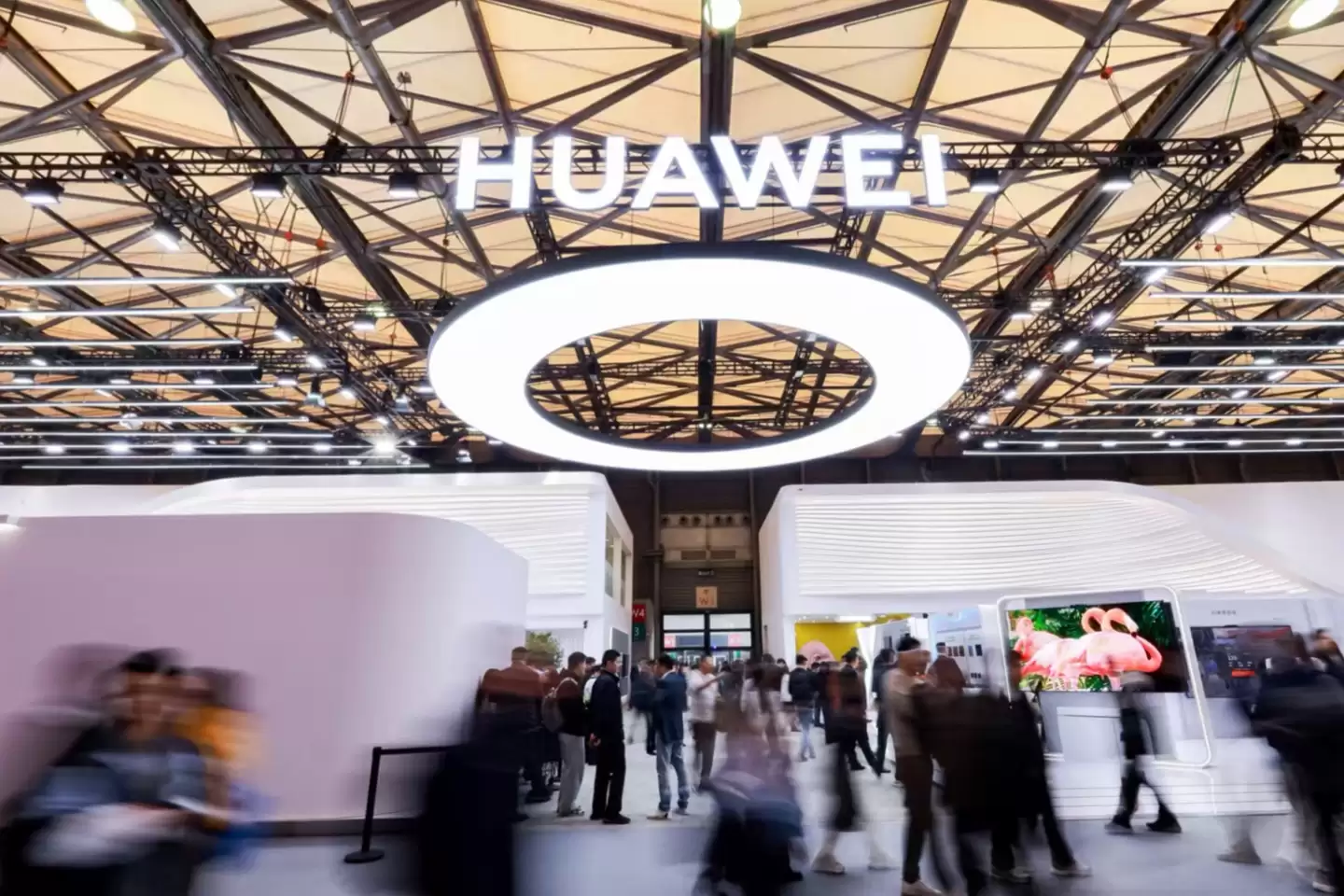 余承东谈华为全场景生态：真正无缝的、体验一致的全场景智慧生活