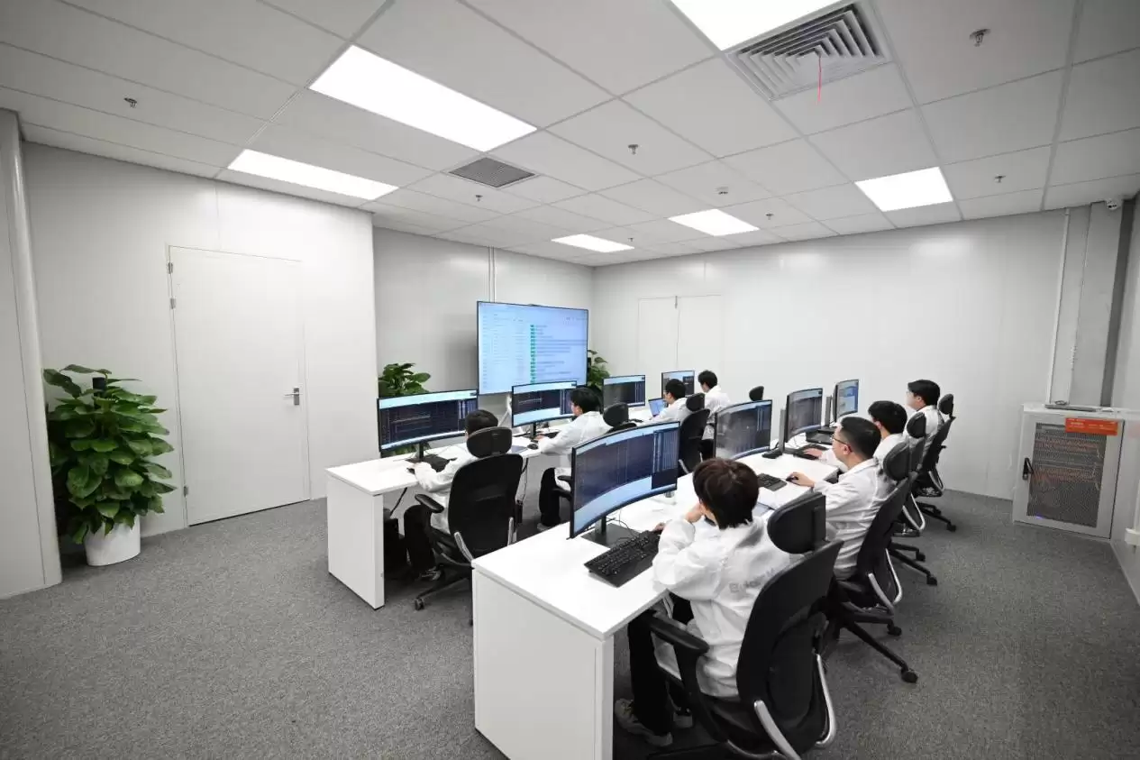 高智感的家小米科技家电创新展登录 AWE 中国家电及消费电子博览会