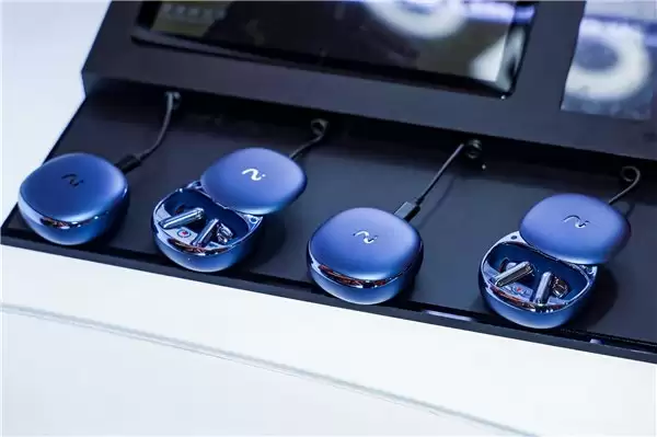 2026 年 AI 耳机春季榜单：从“听得见”到“听得懂”，谁在重新定义你的耳朵？