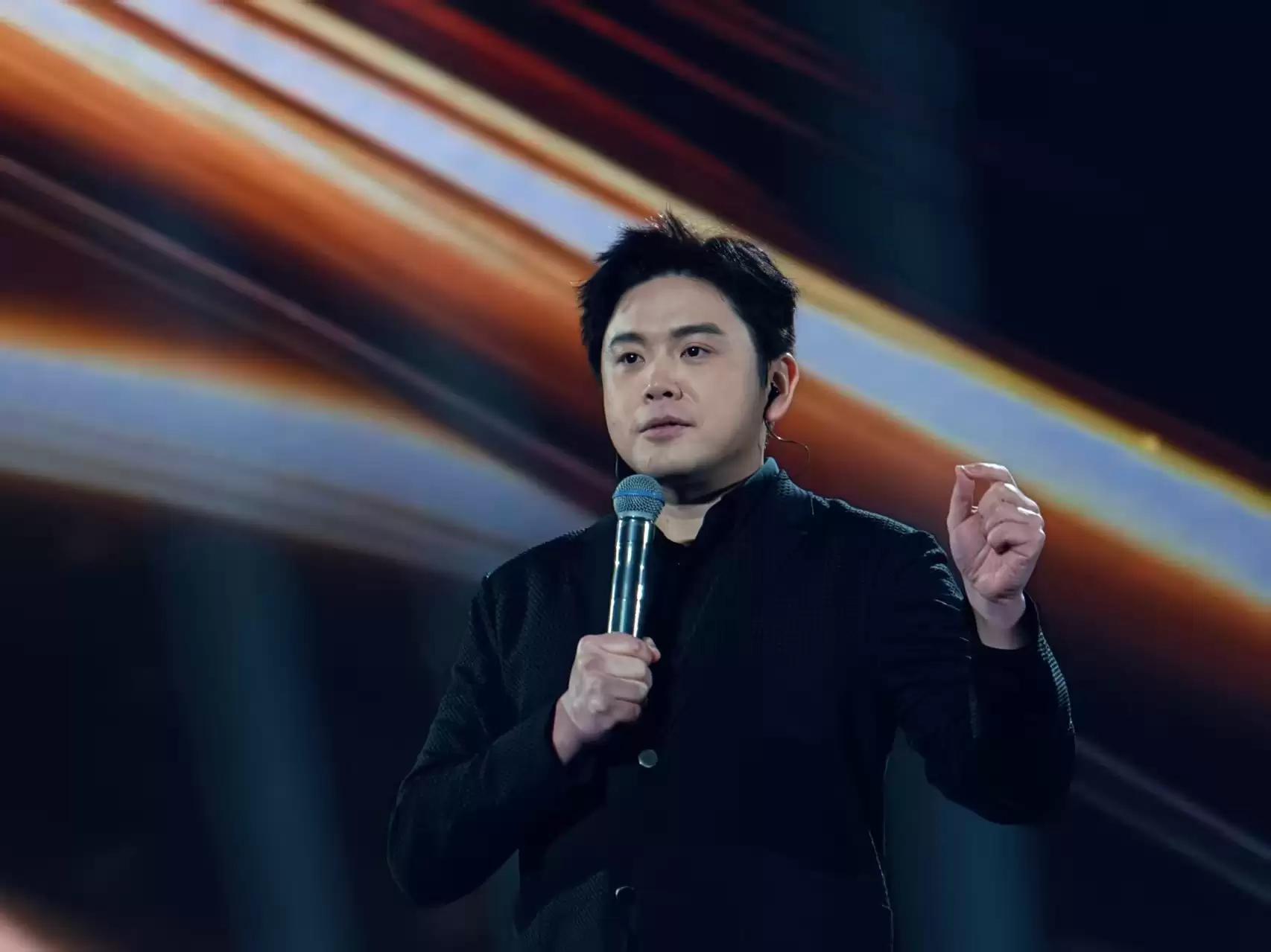 追觅科技在苏州奥体中心举办盛大年会