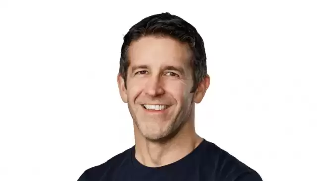 古尔曼特努斯将继续库克战略推动苹果服务与硬件联动