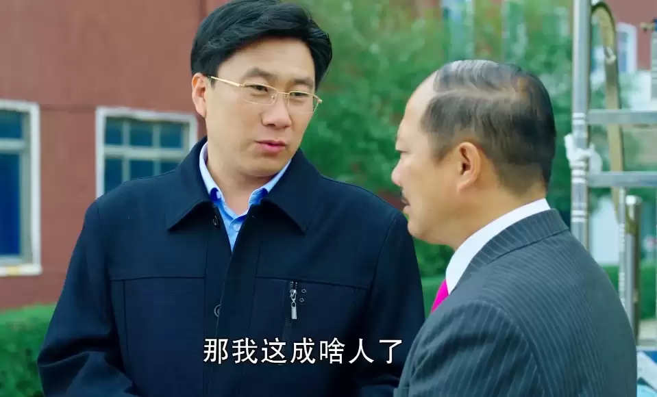 谢广坤分享《乡村爱情19》片场视频，这一部中广坤叔真的去了南方