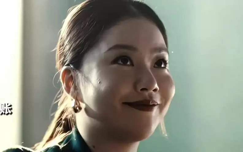 《爱情没有神话》被观众要求下架！理由：剧情不三不四、亲个没完